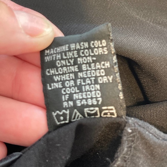 Express Black‎ V Neck Sleeveless Stretch Top Size 9/10 Pre-owned - Picture 6 of 8